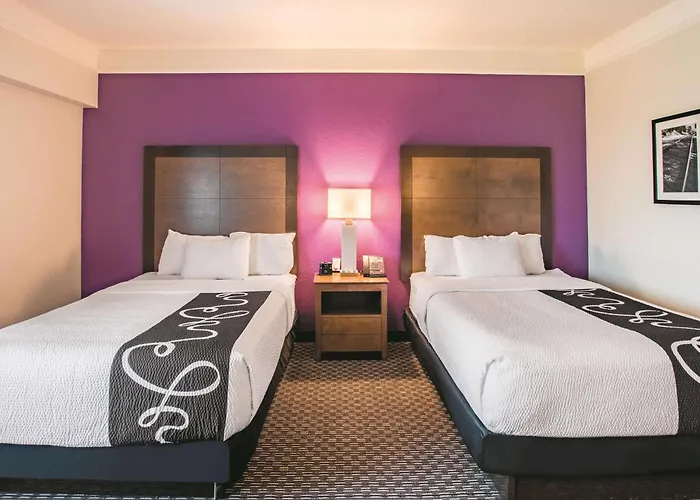 Hotel La Quinta By Wyndham Worth View