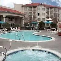La Quinta By Wyndham Worth View Hotel