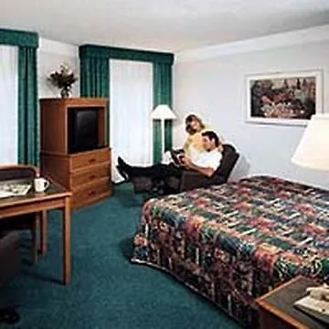 Hotel La Quinta By Wyndham Worth View